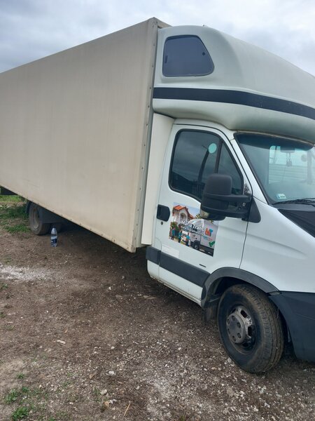 Vand Iveco 5 tone, detarat